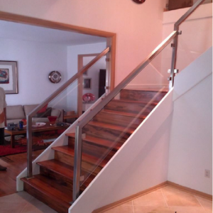 custom glass handrail2 custom glass handrail2